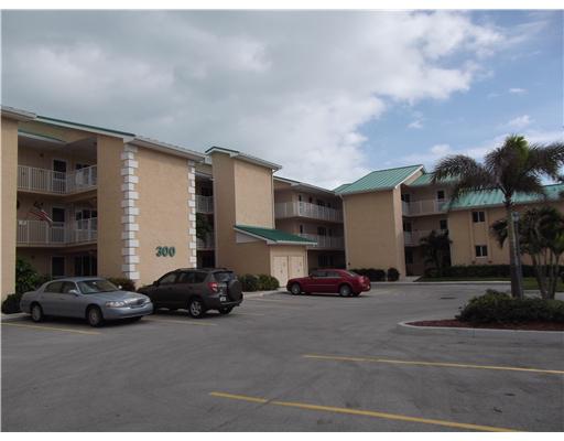 Capstan Condominiums - Fort Pierce, FL Condos for Sale