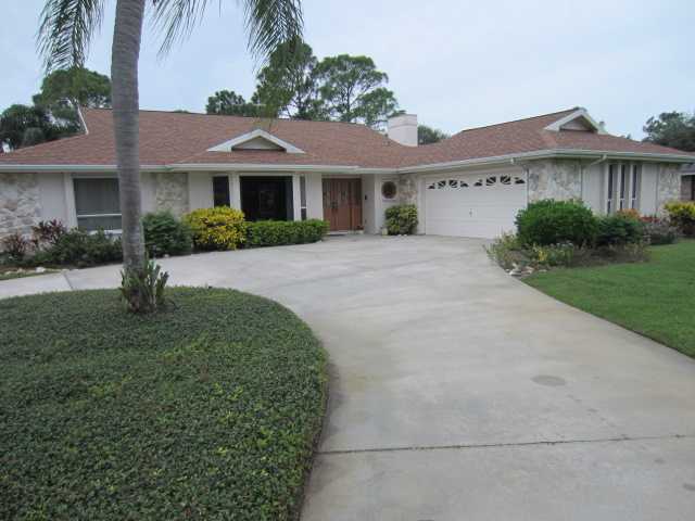 Holiday Pines Homes For Sale in Fort Pierce