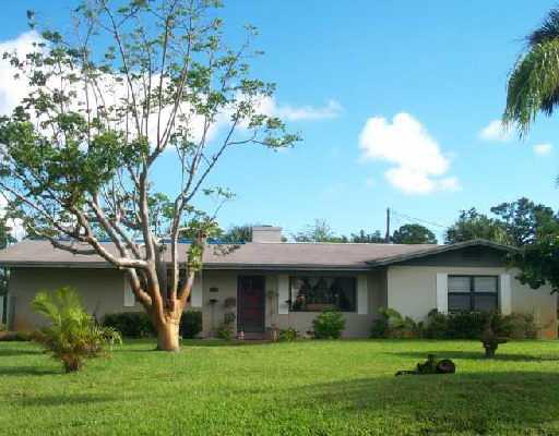 Lake Clare - Stuart, FL Homes for Sale