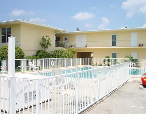 Regency Manor North Palm Beach Condos for Sale