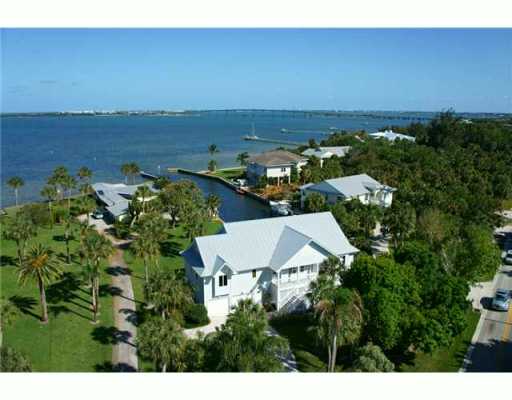 Captain's Cove Sewall's Point Homes For Sale in Stuart