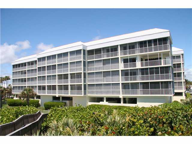 Plantation House Condominium – Stuart, FL Condos for Sale