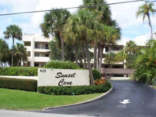 Sunset Cove – Stuart, FL Condos for Sale