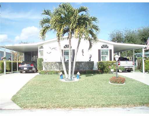 Tropical Paradise – Stuart, FL Mobile Homes for Sale