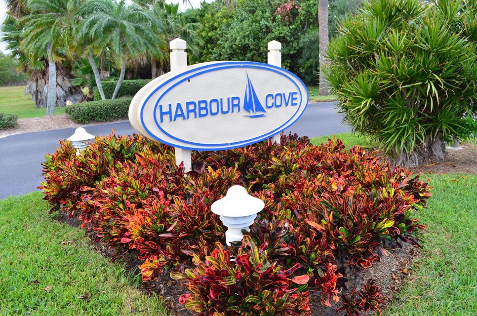 Harbour Cove Hutchinson Island Townhouses for Sale in Fort Pierce