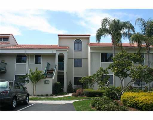 Bayhead Village of Harbour Ridge Yacht and Country Club Palm City Condos For Sale
