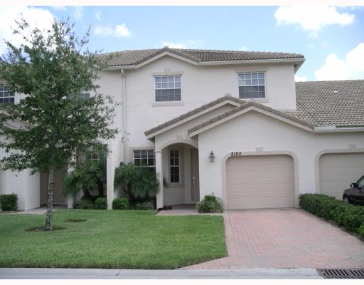 Castle Pines at PGA Village Port Saint Lucie Townhouses and Condos for Sale in St. Lucie West
