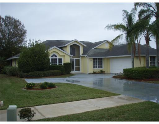 Gator Trace Homes For Sale in Fort Pierce