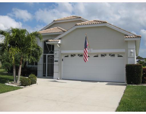 Isle of Granada at Kings Isle Homes For Sale in St. Lucie West of Port St. Lucie