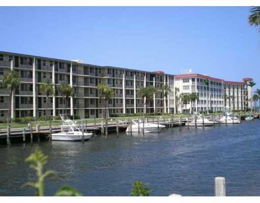 Paradise Villas North Palm Beach Condos For Sale
