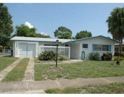 Pioneer Estates Homes For Sale in Fort Pierce