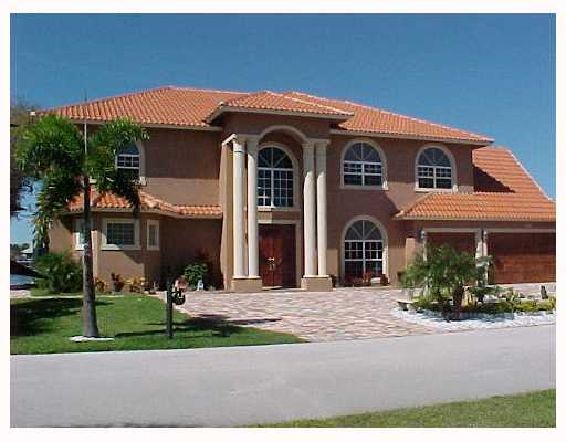 Queen's Cove Hutchinson Island Homes For Sale in Fort Pierce