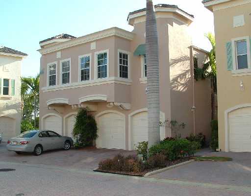 Resort Villas PGA National Townhouses For Sale In Palm Beach Gardens